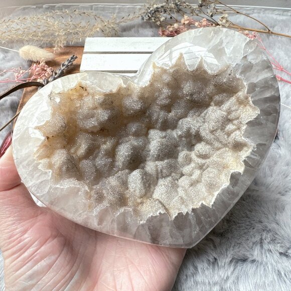 Gorgeous Large Agate Druzy Heart - Picture 6 of 7